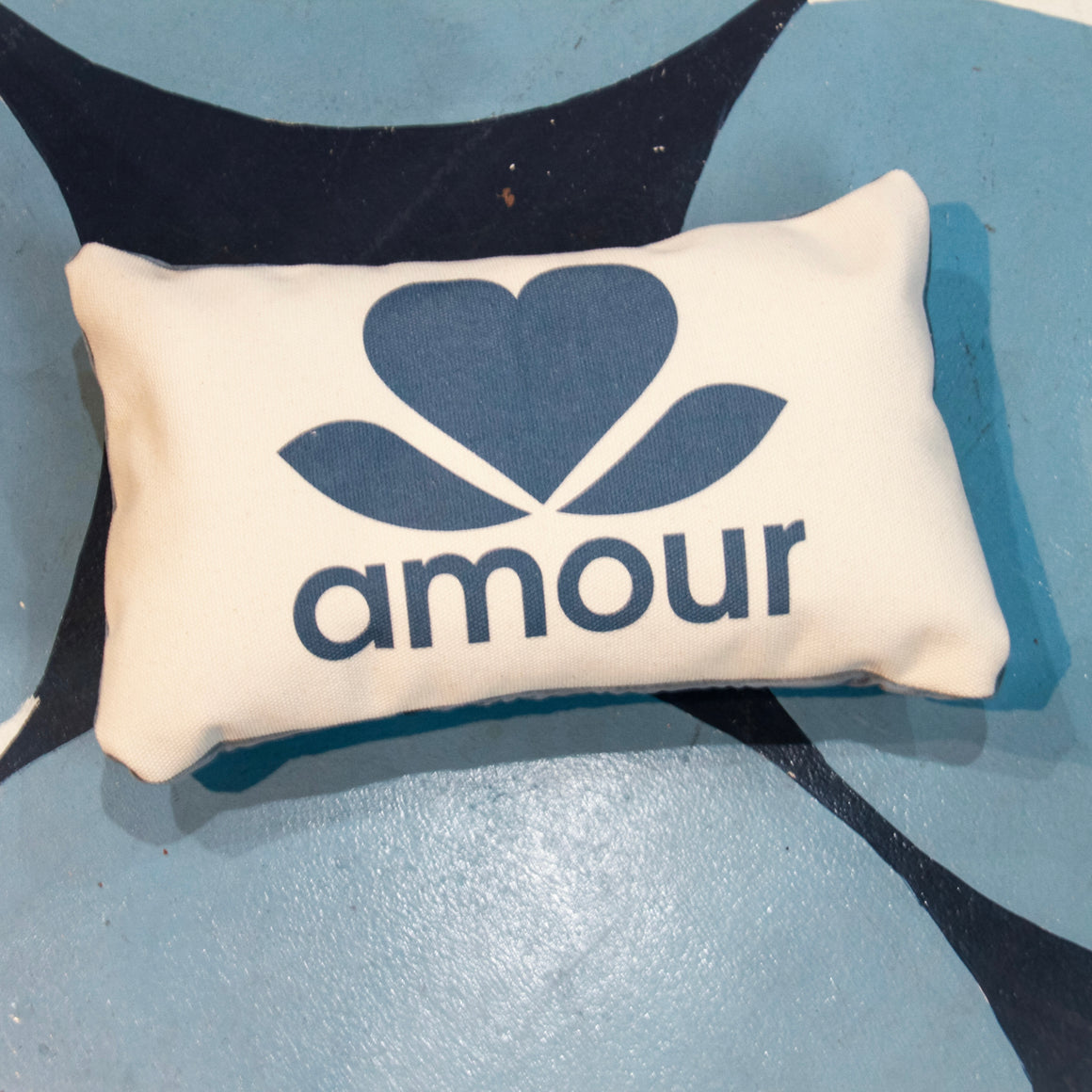 lumbar pillow | amour