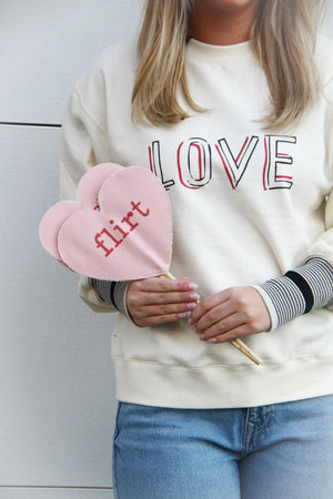 pullover | love