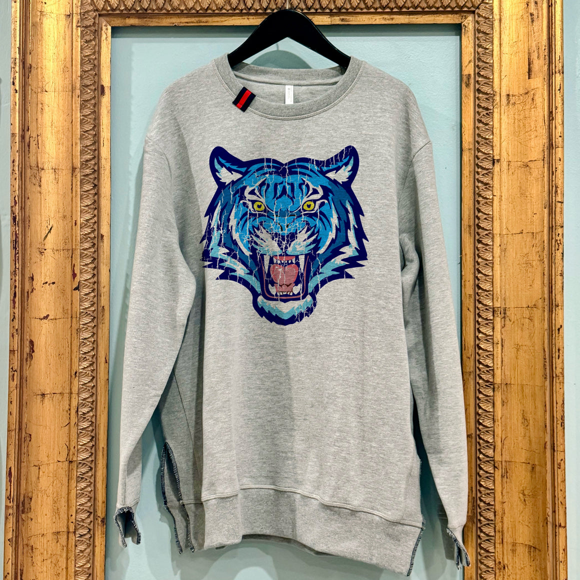 PREORDER | pullover | blue tiger | gray